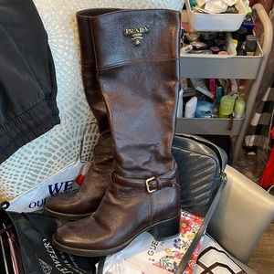 Prada brown leather boots 40